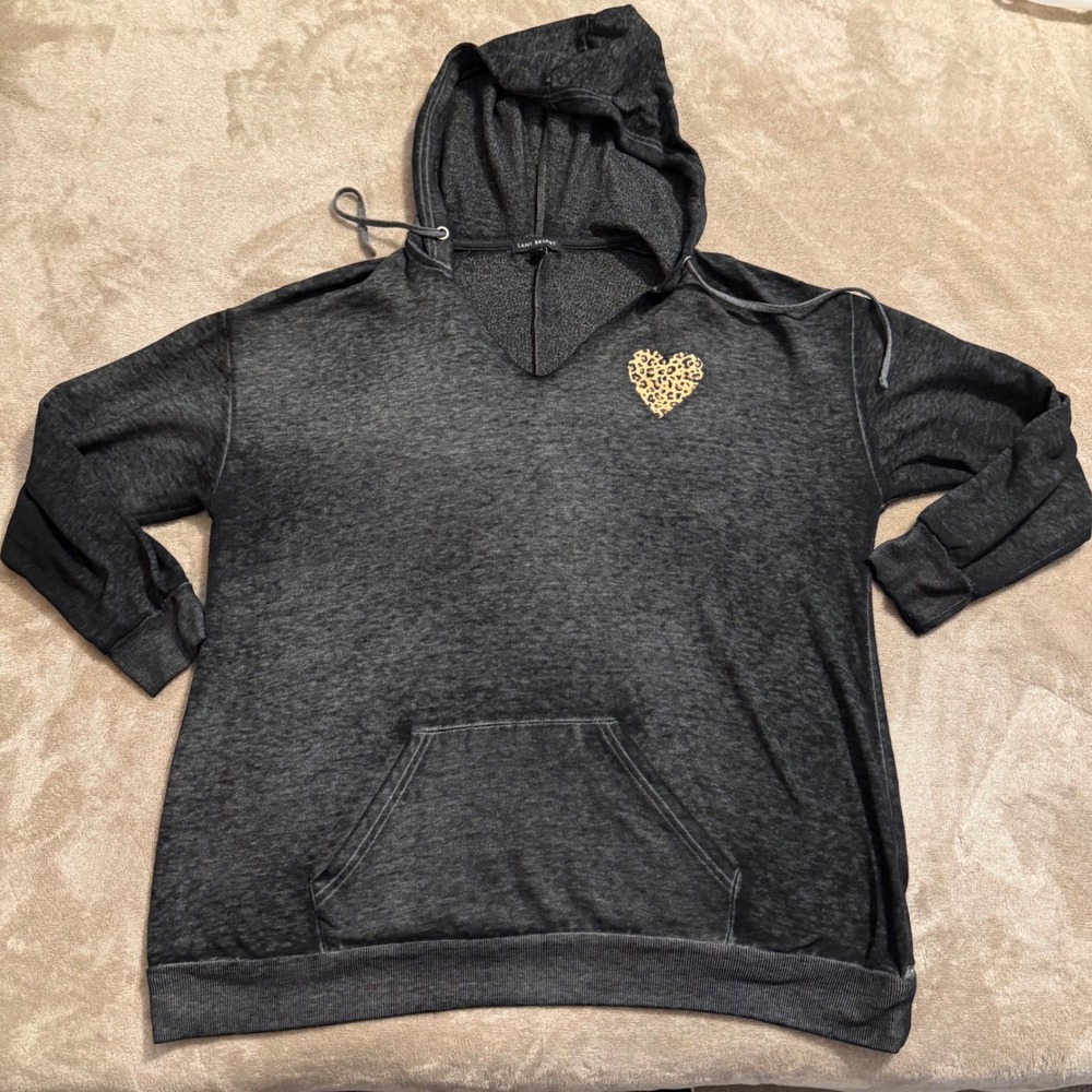 Lane Bryant Womens Acid Wash Hoodie Gray Leopard Heart Pullover 14/16